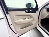 Thumbnail of 2018 White Volvo XC60