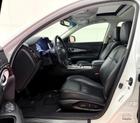 Thumbnail of 2018 White INFINITI Q70