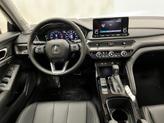 Thumbnail of 2025 Platinum White Pearl Acura Integra