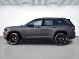 Thumbnail of 2025 Metallic Jeep Grand Cherokee