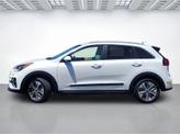 Thumbnail of 2022 Snow White Pearl Kia Niro EV