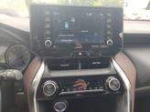 Thumbnail of 2022 Blizzard Pearl Toyota Venza