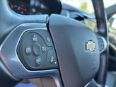 Thumbnail of 2022 Northsky Blue Metallic Chevrolet Traverse