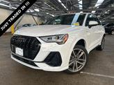 Photo of 2022 Glacier White Metallic Audi Q3