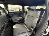 Thumbnail of 2025 Diamond Black Crystal Pearlcoat Jeep Grand Cherokee L