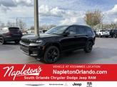 Photo of 2025 Diamond Black Crystal Pearlcoat Jeep Grand Cherokee L