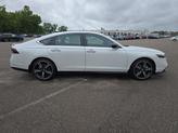 Thumbnail of 2025 Platinum White Pearl Honda Accord Hybrid