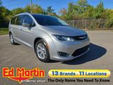 Photo of 2017 Billet Silver Metallic Clearcoat Chrysler Pacifica