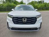 Thumbnail of 2025 Platinum White Pearl Honda Pilot
