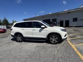 Thumbnail of 2018 White Honda Pilot