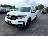 Thumbnail of 2022 Platinum White Pearl Honda Pilot