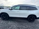 Thumbnail of 2022 Platinum White Pearl Honda Pilot