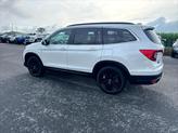 Thumbnail of 2022 Platinum White Pearl Honda Pilot