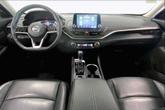 Thumbnail of 2022 Pearl White Tricoat Nissan Altima