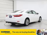 Thumbnail of 2014 White Lexus ES 350