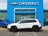 Thumbnail of 2015 Bright White Clearcoat Jeep Cherokee