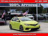 Photo of 2017 Green Toyota Corolla iM