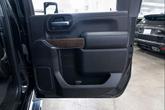 Thumbnail of 2022 Onyx Black GMC Sierra 2500