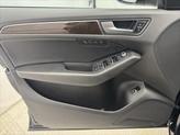 Thumbnail of 2013 Blue Audi Q5