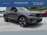 Photo of 2026 Green Volvo XC40