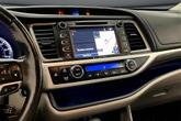 Thumbnail of 2018 Bronze Toyota Highlander
