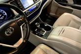Thumbnail of 2018 Bronze Toyota Highlander