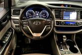 Thumbnail of 2018 Bronze Toyota Highlander