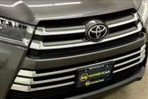 Thumbnail of 2018 Bronze Toyota Highlander