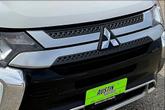 Thumbnail of 2020 Pearl White Mitsubishi Outlander