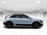 Thumbnail of 2025 Snow White Pearl Kia Niro