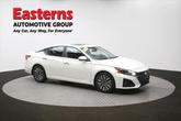 Thumbnail of 2023 Pearl White Tricoat Nissan Altima
