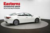 Thumbnail of 2023 Pearl White Tricoat Nissan Altima