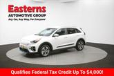 Thumbnail of 2022 Snow White Pearl Kia Niro EV