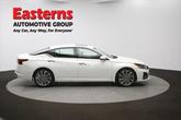 Thumbnail of 2023 Pearl White Tricoat Nissan Altima