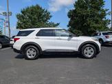 Thumbnail of 2023 Oxford White Ford Explorer