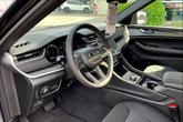 Thumbnail of 2025 Diamond Black Crystal Pearlcoat Jeep Grand Cherokee