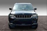 Thumbnail of 2025 Diamond Black Crystal Pearlcoat Jeep Grand Cherokee