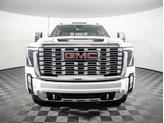 Thumbnail of 2025 Summit White GMC Sierra 2500
