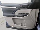 Thumbnail of 2019 Blue Toyota Highlander