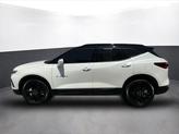 Thumbnail of 2022 Iridescent Pearl Tricoat Chevrolet Blazer