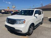 Photo of 2013 White Honda Pilot