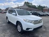 Thumbnail of 2011 White Toyota Highlander