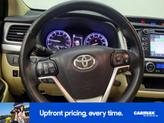 Thumbnail of 2017 Burgundy Toyota Highlander