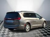 Thumbnail of 2021 Brilliant Black Crystal Pearlcoat Chrysler Pacifica