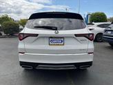 Thumbnail of 2025 PLATINUM WHITE PEARL Acura MDX