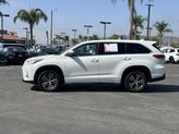 Thumbnail of 2017 White Toyota Highlander