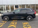 Thumbnail of 2021 Onyx Black Metallic Volvo XC60