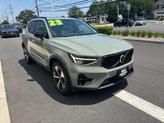 Thumbnail of 2023 Sage Green Metallic Volvo XC40