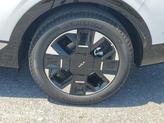Thumbnail of 2026 Glacial White Pearl Kia Sportage