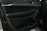 Thumbnail of 2022 Diamond Black Crystal Pearlcoat Jeep Grand Cherokee